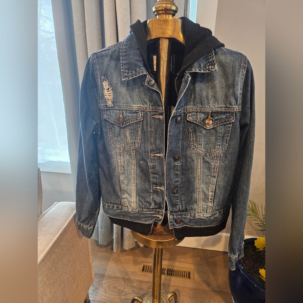 Bundle 3/$40. Forever21 Denim Jacket with Built In Black Hoodie